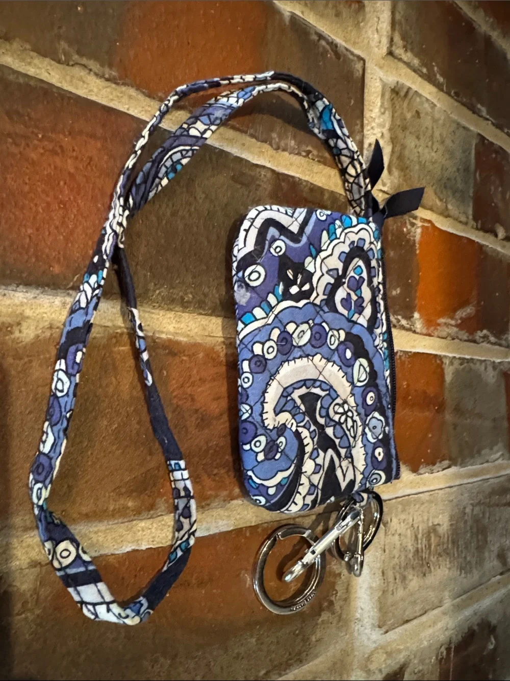 Vera Bradley Navy Blue Paisley Lanyard Card Holder